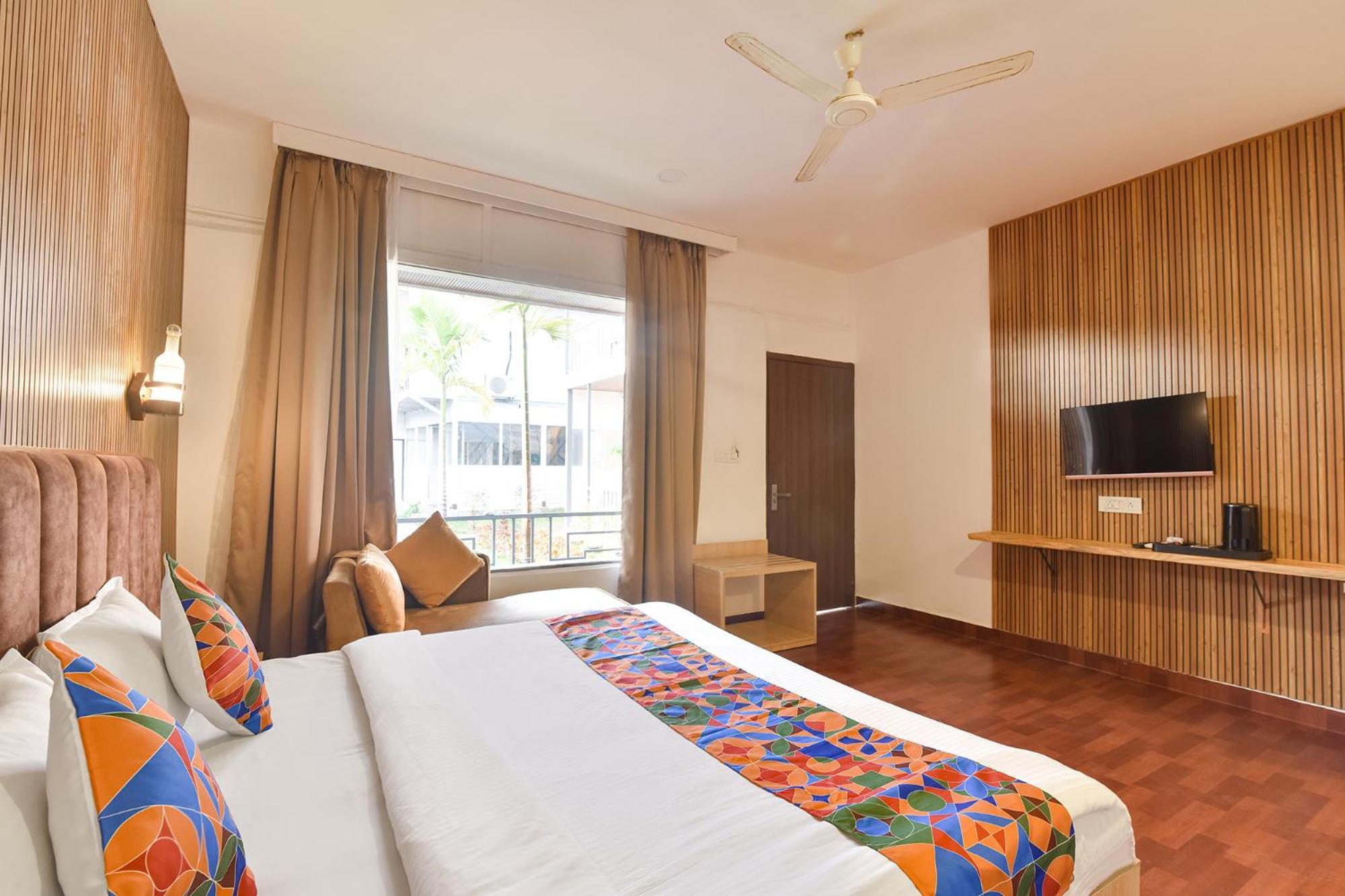 Fabhotel Morjim Bliss - 500M From Morjim Beach Dış mekan fotoğraf